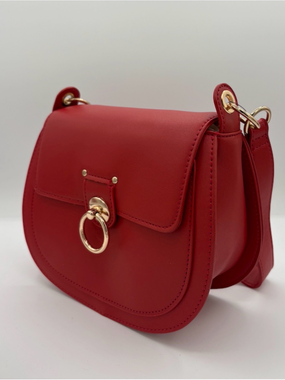 Badgley Mischka Red Saddle Crossbody with Gold Hardware NWT $129 Retail - Picture 4 of 6